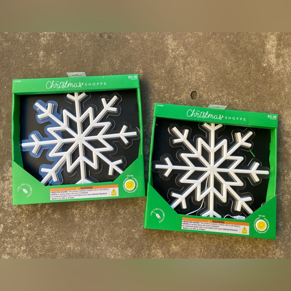 NEW - 2 Christmas Shoppe Snowflake LED lights